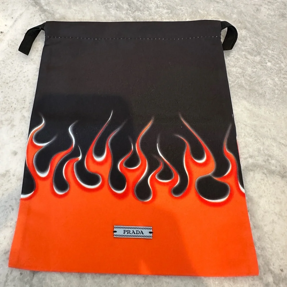 PRADA Flame Drawstring Dust Bag in Orange/Black￨(Size 7.5